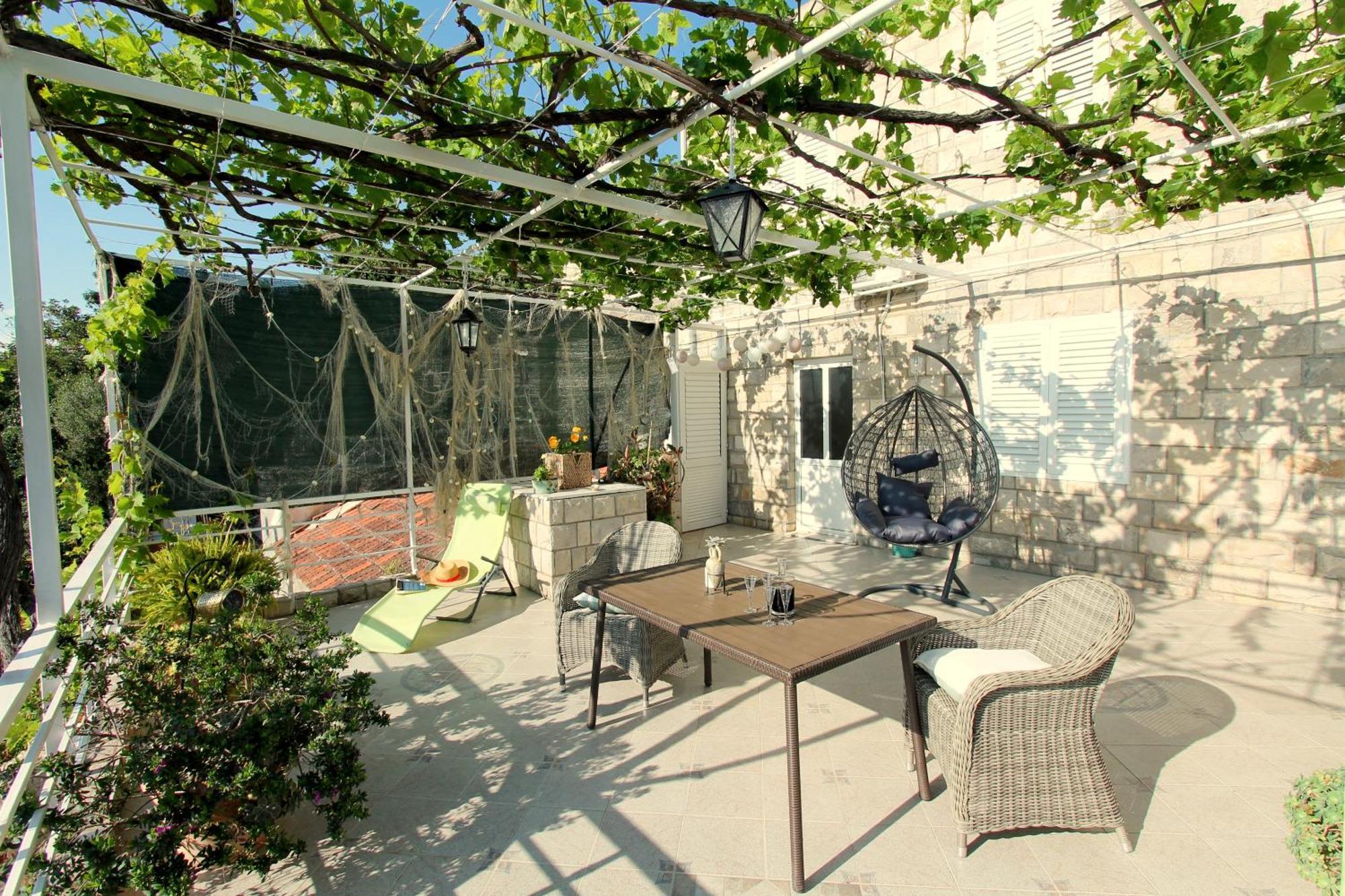 Apartments Cervelin Лопуд Экстерьер фото
