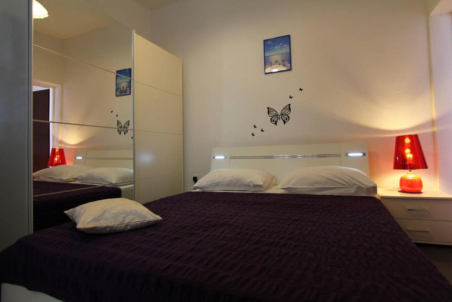 Apartments Cervelin Лопуд Экстерьер фото